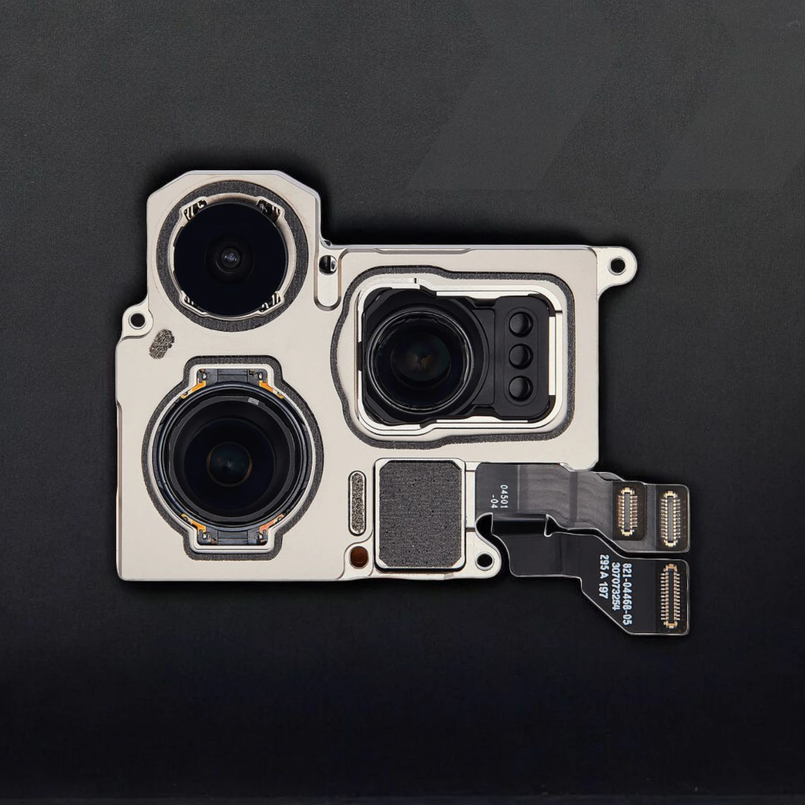Fly-spare-Rear-camera-module-iphone-15-pro-max